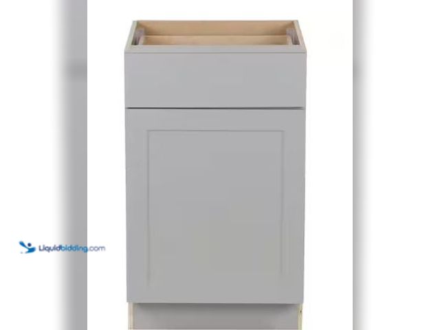 Lot 49-1517201 - Hampton Bay
Cambridge Gray Shaker Assembled Base Cabinet with Soft Close Full Extension Drawer (21 ...