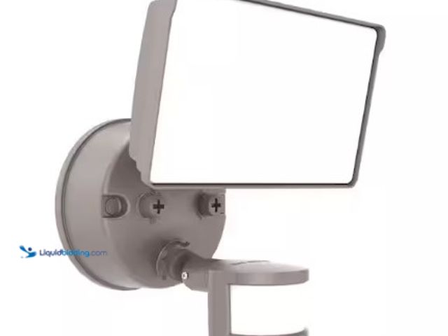 Lot 49-3631145 - HALO 200-Watt Equivalent, 6000 Lumen, Integrated LED, Motion Sensing Large Flood Light, Bronze, Mode...