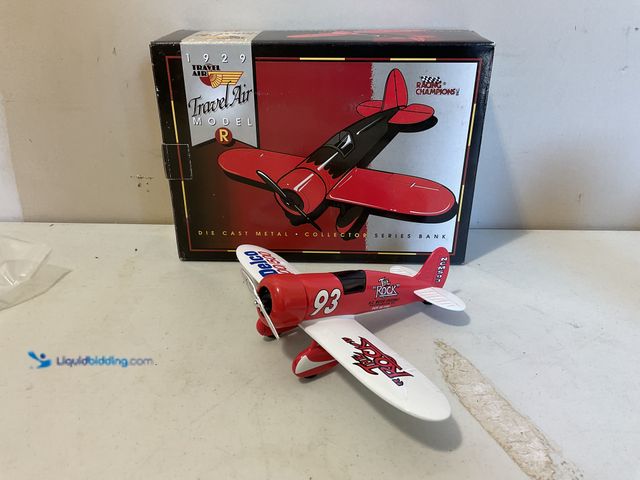 Lot 49-1977891 - Other WOW AN AMAZING LIMITED EDITION 1929 TRAVEL AIR MODEL R PLANE DIE-CAST RACING CHAMPIONS COLLECT...