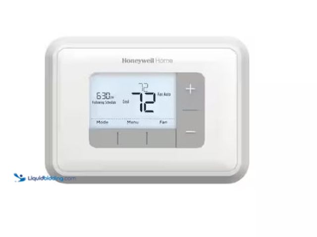 Lot 49-1573106 - Lot of (2) Honeywell Home T3 5-2 Day Programmable Thermostat with 2H/2C Multistage Heating and Cooli...