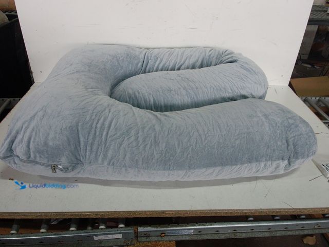 Lot 49-1577238 - SAHEYER Body Pillow for Side Sleepers, 68 Inch Long Pillow Memory Foam Pillow with Cover, 3-Shaped F...