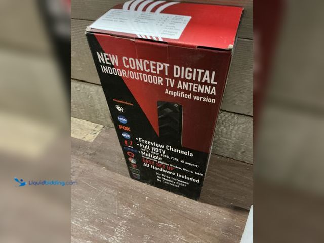 Lot 49-3539523 - UMUSTHAVE New Concept Digital Indoor/Outdoor TV Antenna (amplified version) New