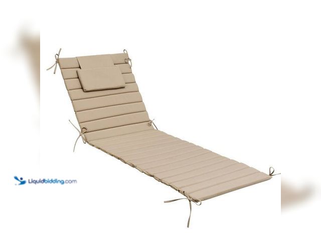 Lot 49-2000662 - Pellebant 26 in. x 79.9 in. 1-Piece Outdoor Chaise Lounge Cushion Foldable Pool Lounge Chair Cushion...