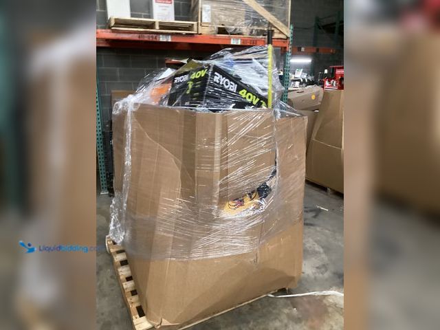 Lot 49-5555537 - Salvage Pallet - IMPORTANT: Please note that the condition of this lot is SALVAGE. Salvage assets ar...