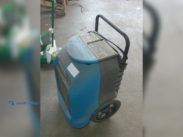 Lot 49-1632111 - Parts/Repair: Drieaz Dehumidifier Console, Model # 1200-1039996.