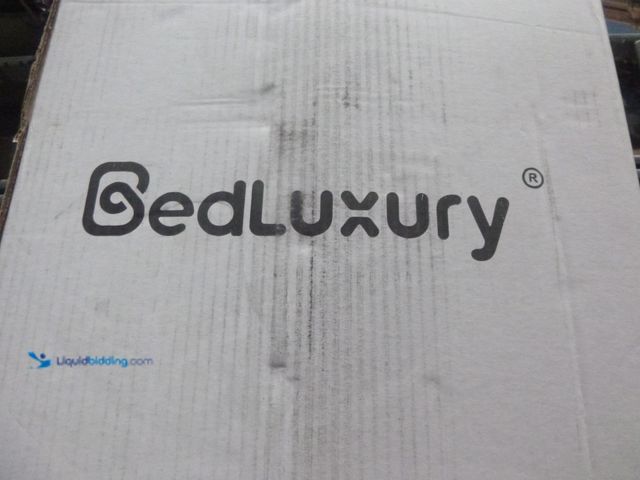 Lot 49-1518363 - 3 Inch Queen Sized Memory Foam TriFold Mattress, New  Ref#MTMED0624