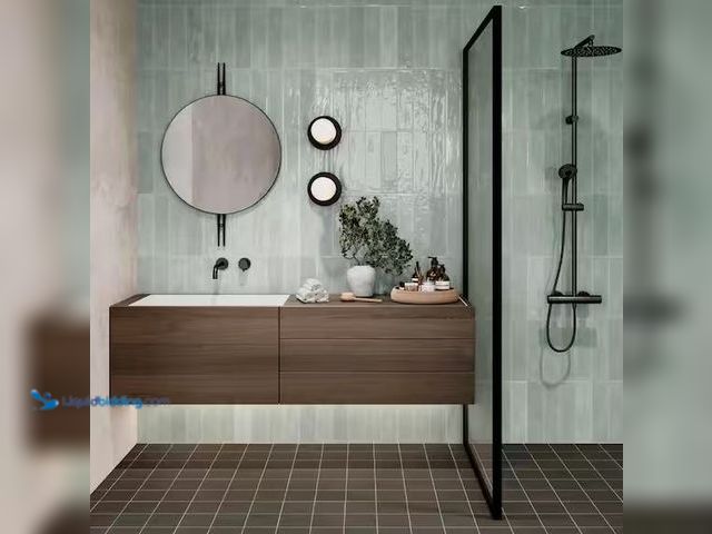 Lot 49-1568976 - Approx (10) sq ft of Bedrosians Marin Glossy Aloe Green (Light Green) 2.5 in. x 10 in. Ceramic Subwa...