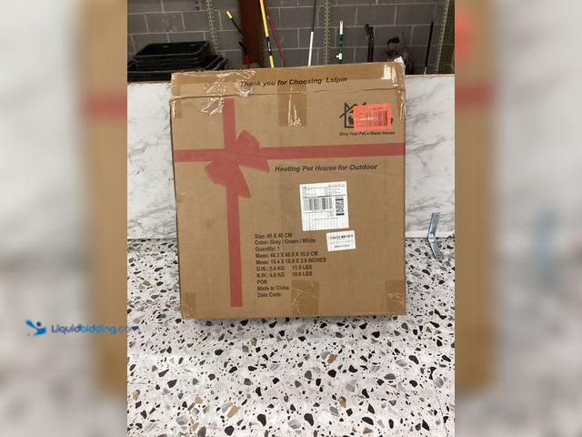 Lot 49-3531547 - Heated Outdoor Cat House - Weatherproof Insulated Feral Cat Shelter for Winter, Escape Door & PVC Cu...