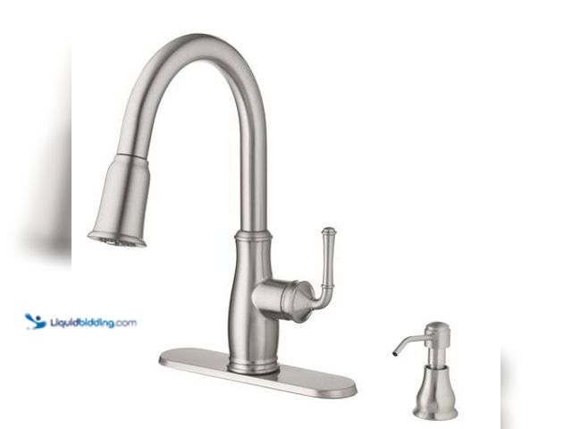 Lot 49-5520759 - Glacier Bay Kagan Stainless Steel 15 in. H Pull Down Sprayer Kitchen Faucet with 360° Swivel Spout M...