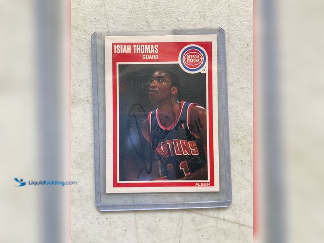 Lot 49-1830507 - COLLECTIBLE 1989-90 FLEER BASKETBALL ISIAH THOMAS AUTOGRAPHED CARD #50 DETROIT PISTONS #COINS0219