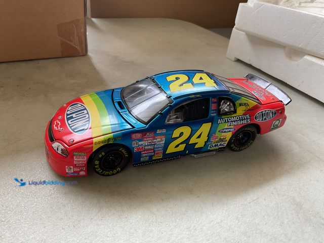 Lot 49-5515597 - Other ACTION RACING 1/24 SCALE DIECAST CAR JEFF GORDON #24 DUPONT NO BOX