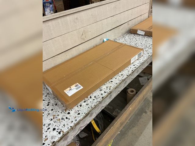 Lot 49-5462063 - QTY 3 - Large Blue Plaid Goodfellow & Co Button up shirt. New.