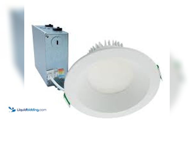 Lot 49-5415664 - HALO LCR8 8 in. Soft White Selectable CCT Integrated LED Recessed Light with Round Surface Mount Whi...