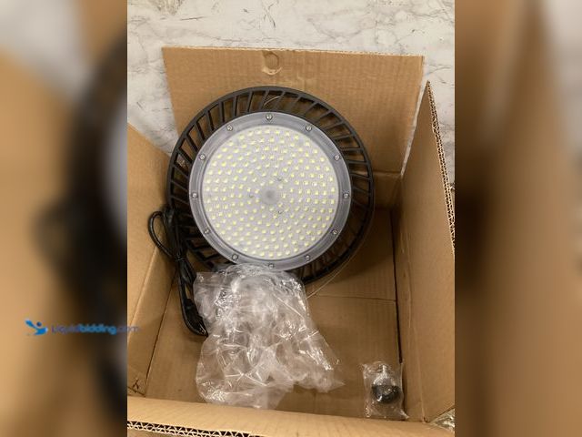 Lot 49-5461132 - 350W UFO LED High Bay Light,8 Pack Super Bright High Bay Led Shop Lights,52500 Lumens UFO High Bay L...