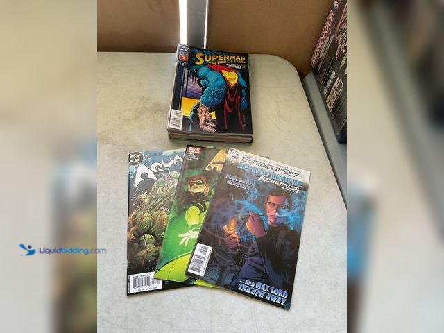 Lot 49-1977118 - Other LOT OF 20 COLLECTIBLE COMIC BOOKS FROM DC, MARVEL AND MORE INCLUDING AQUAMAN, AVENGERS, JUSTIC...