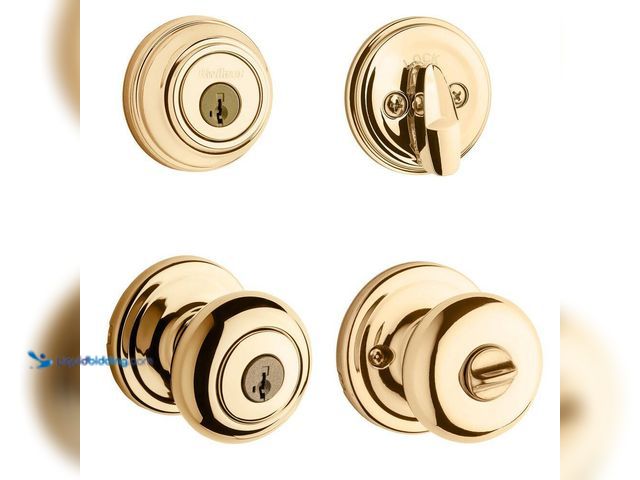 Lot 49-3527326 - Kwikset
Juno Polished Brass Exterior Entry Door Knob and Single Cylinder Deadbolt Combo Pack Featur...