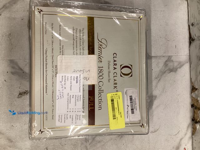 Lot 49-5542788 - Clara Clark 1800 Collections Full size Sheets. Unused