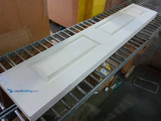 Lot 49-1548711 - 30in x 79in White Bifold Closet Door Without Handles, Unused, Scuffs and Scratches, Has 1 Minor Crac...