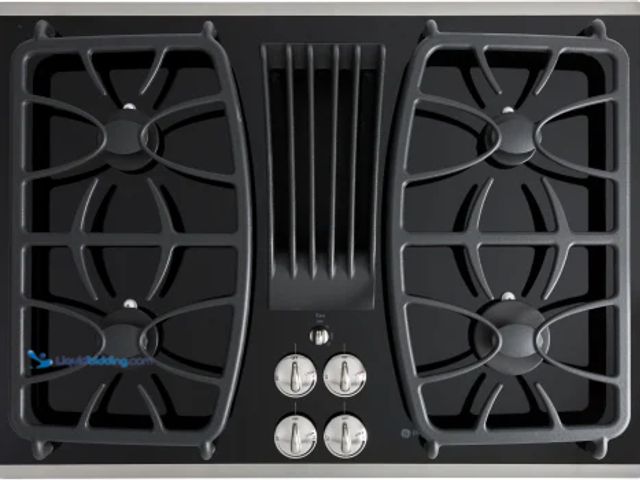 Lot 49-1539072 - GE 30 Inch Built-In Gas Cooktop with 4 Sealed Burners, Dishwasher-Safe Grates, Gas-On-Glass Ceramic ...