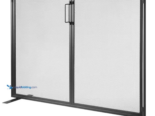 Lot 49-2005529 - VEVOR Fireplace Screen 1-Panel with Door, Sturdy Iron Mesh Fireplace Screen, 38.98 in. (L) x 30.7 in...