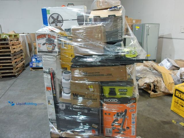 Lot 49-2006183 - SALVAGE Pallet - IMPORTANT: Please note that the condition of this lot is SALVAGE.  Salvage assets a...