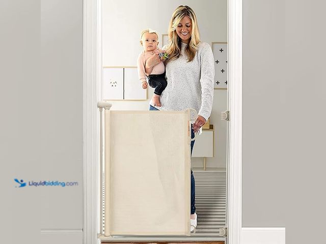 Lot 49-3528062 - Momcozy Retractable Baby Gate, 33" Tall, Extends up to 55" Wide, Child Safety Baby Gates for Stairs,...