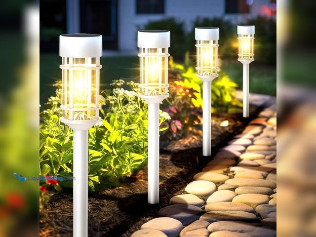 Lot 49-5437322 - Solar Pathway Lights Outdoor Waterproof, 8 Pack LED Solar Garden Lights for Outside Decorations, Dus...