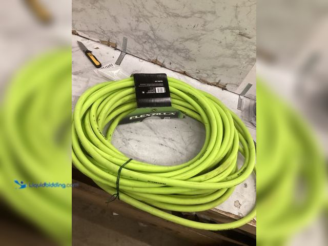 Lot 49-5542733 - Flexzilla HFZG5100YWR Premium Grade Garden Hose, 5/8 in. x 100ft., Hybrid Unused