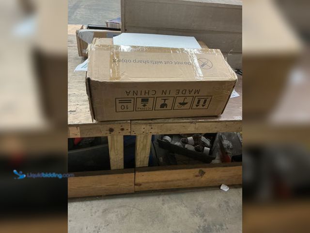 Lot 49-3531103 - 4 Tier Shelf Floating Wall Shelf Unused (hardware included)