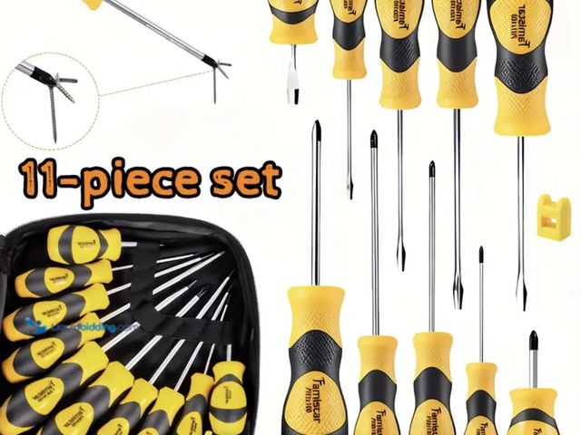 Lot 49-1820385 - New Set of 11 Magnetic Screwdrivers Featuring an Ergonomic Handle