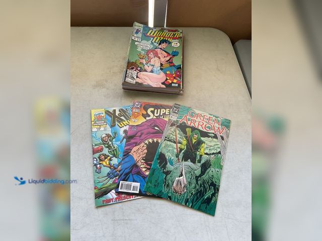 Lot 49-1977808 - Other LOT OF 20 COLLECTIBLE COMIC BOOKS FROMDC, MARVEL AND MORE INCLUDING GREEN ARROW, SUPERMAN, X-M...