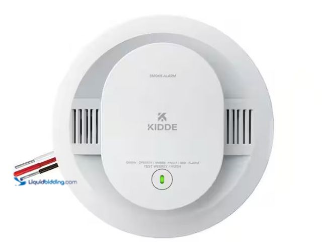 Lot 49-5573463 - Kidde
Hardwired Smoke Detector with AA Battery Backup and Interconnect Capability, 20SAR, Unused