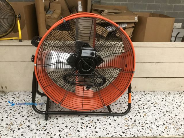 Lot 49-5416489 - PARTS AND REPAIR. Commercial Electric 24 in. 2-Speed Heavy Duty Tilt Drum Fan. [Model # SFDC6-600CT0...