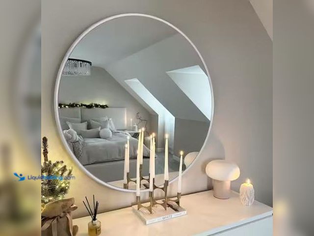 Lot 49-1627018 - Sxiawe 36 in. W x 36 in. H Large Round Aluminum Frame Wall Mounted Wall Mirror Vanity Mirror Model #...