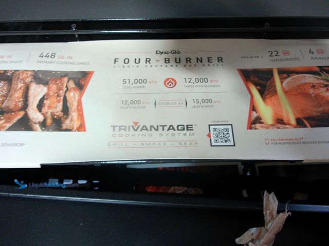 Lot 49-1549247 - Dyna-Glo 4-Burner Propane Gas Grill in Matte Black with TriVantage Multifunctional Cooking System Mo...