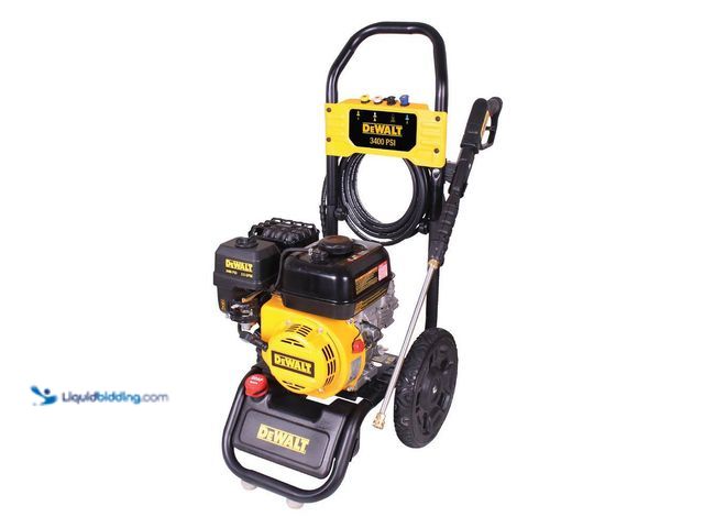 Lot 49-5413863 - DEWALT
3400 PSI 2.5 GPM Gas Cold Water Pressure Washer with DeWalt 210 Engine Used (tested works)