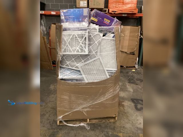 Lot 49-5433716 - Assorted Air Filter Pallet Containing Many Miscellaneous Air Filters. IMPORTANT: Please note that th...