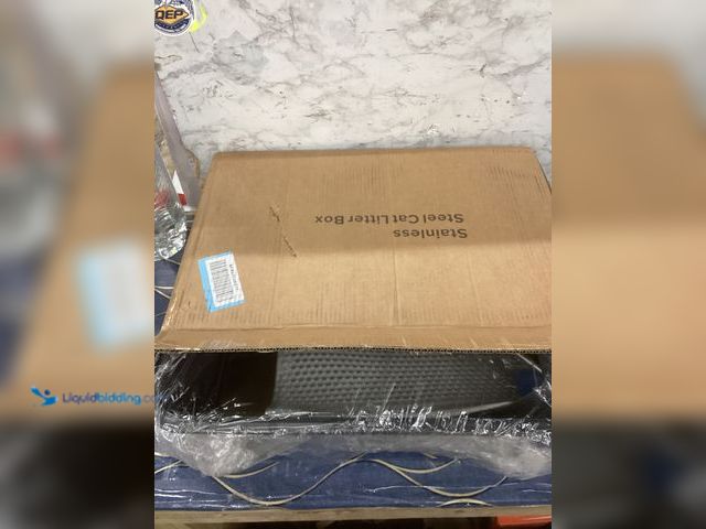 Lot 49-5486995 - Stainless Steel Cat Litter Box Item is unused