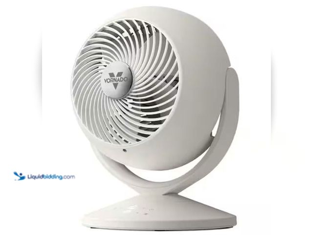 Lot 49-3611912 - Vornado VORA8 8.34 in. 10 fan speeds Floor Fan in Alabaster with OmniWave multi-axis oscillation, Mo...