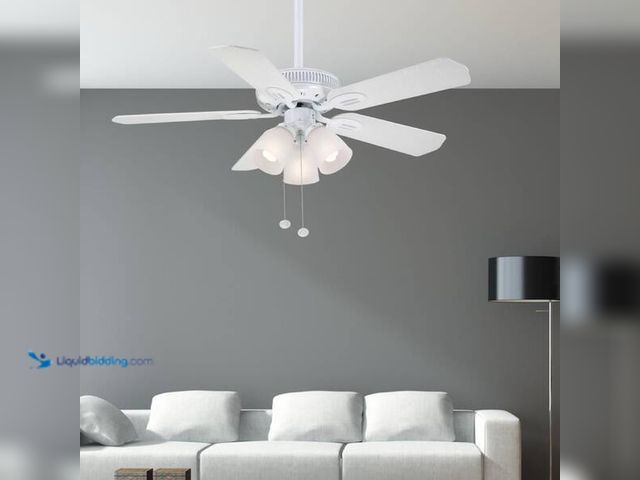 Lot 49-5452802 - Hampton Bay
Glendale 42 in. LED Indoor White Ceiling Fan with Light Kit Internet # 300937520
Model...