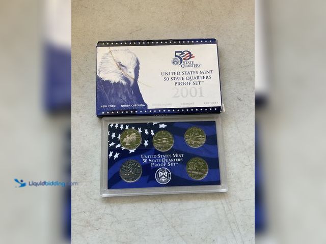 Lot 49-5350482 - 2001 UNITED STATES MINT 50 STATE QUARTERS PROOF SET 5 COINS IN HARD PLASTIC CASE AND ORIGINAL SLEEVE