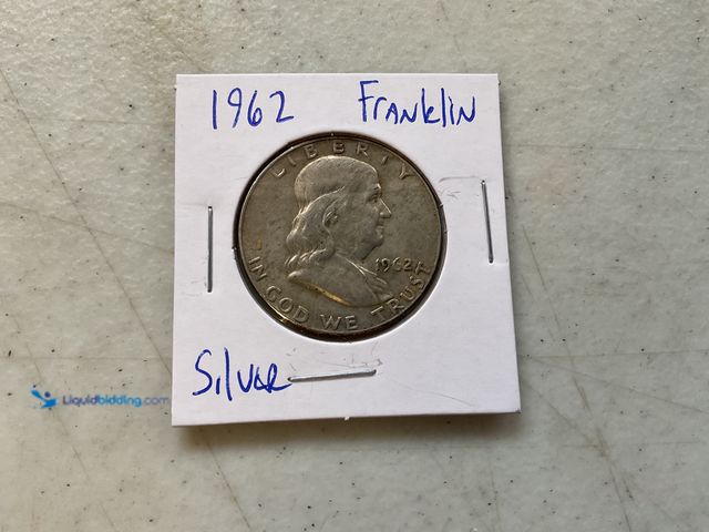 Lot 49-1505234 - 1962 FRANKLIN HALF DOLLAR COIN 90% SILVER #COINS1211