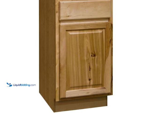 Lot 49-3600465 - Hampton Bay Hampton 18 in. W x 24 in. D x 34.5 in. H Assembled Base Cabinet in Natural Hickory Model...