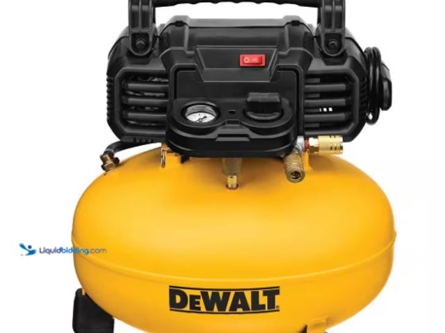 Lot 49-1516469 - DEWALT 6 Gal. 165 PSI Electric Pancake Air Compressor, model # DWFP55126, new.  Ref#HD-0725