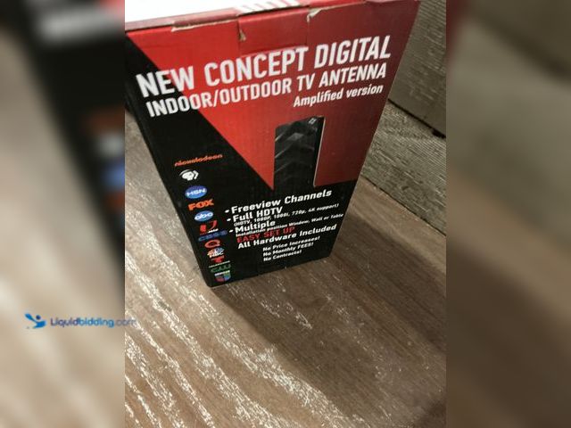 Lot 49-3539518 - UMUSTHAVE New Concept Digital Indoor/Outdoor TV Antenna (amplified version) New