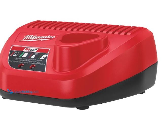 Lot 49-5452588 - Milwaukee M12™ Lithium-ion Battery Charger Item is unused, (Only Charger) Tested/Works.