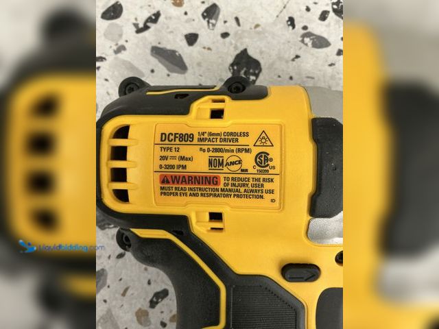 Lot 49-3564674 - Dewalt DCF809 1/4" Cordless impact driver, Unused, tested works, tool only.