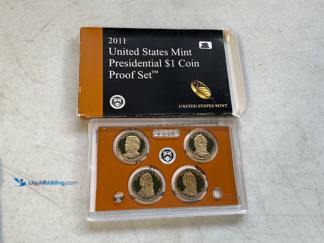 Lot 49-5467361 - 2011 UNITED STATES MINT PRESIDENTIAL $1 DOLLAR COIN PROOF SET 5 COINS IN HARD PLASTIC CASE WITH ORIG...
