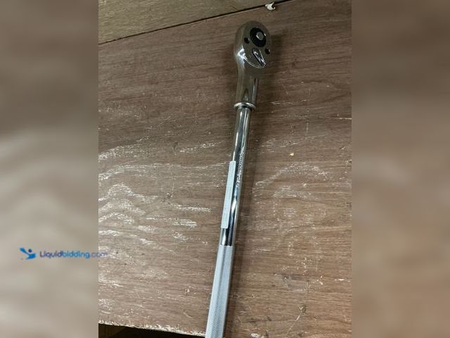 Lot 49-5487175 - Husky 3/8 in. Drive 100-Position Chrome Extra Long Handle Ratchet (scuffs and scratches) Unused