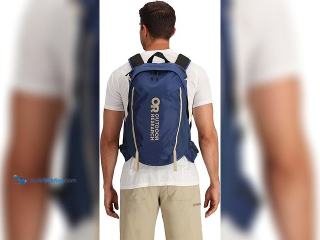 Lot 49-5552800 - Outdoor Research Adrenaline Day Pack 30L, Cenote, 1 size. B0D185X2H7. Unused